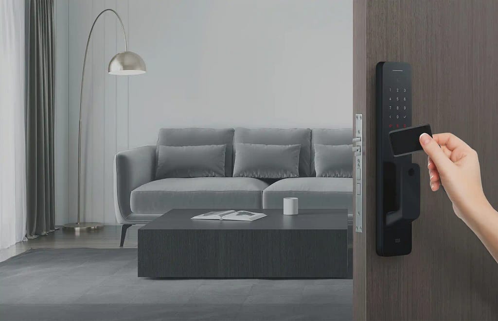 Automatic Smart Door Lock